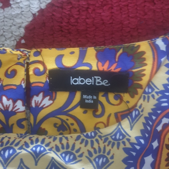 Tile Print Tunic Dress - Picture 6 of 7